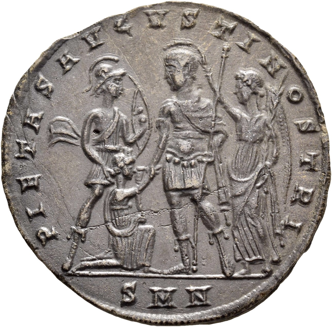 RIC VII Nicomedia 162 Constantine I reverse, Constantine I, draped, cuirassed, standing left, with right hand assisting kn...