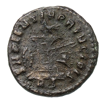RIC VII Rome 17 Licinius reverse, Altar with owl, spear across altar; to left, shield; to right, helmet