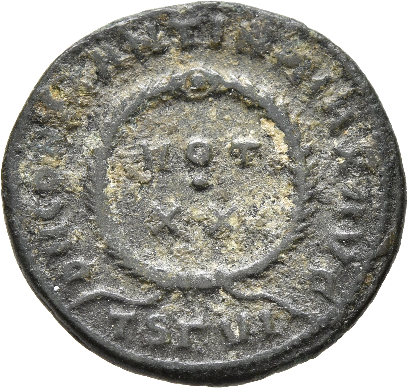 RIC VII Thessalonica 101 Constantine I reverse — VOT/XX within a laurel wreath