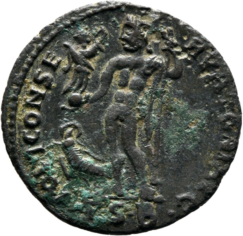 RIC VII Thessalonica 3 Licinius reverse, Jupiter, nude, chlamys draped across left shoulder, standing left, holding Victor...