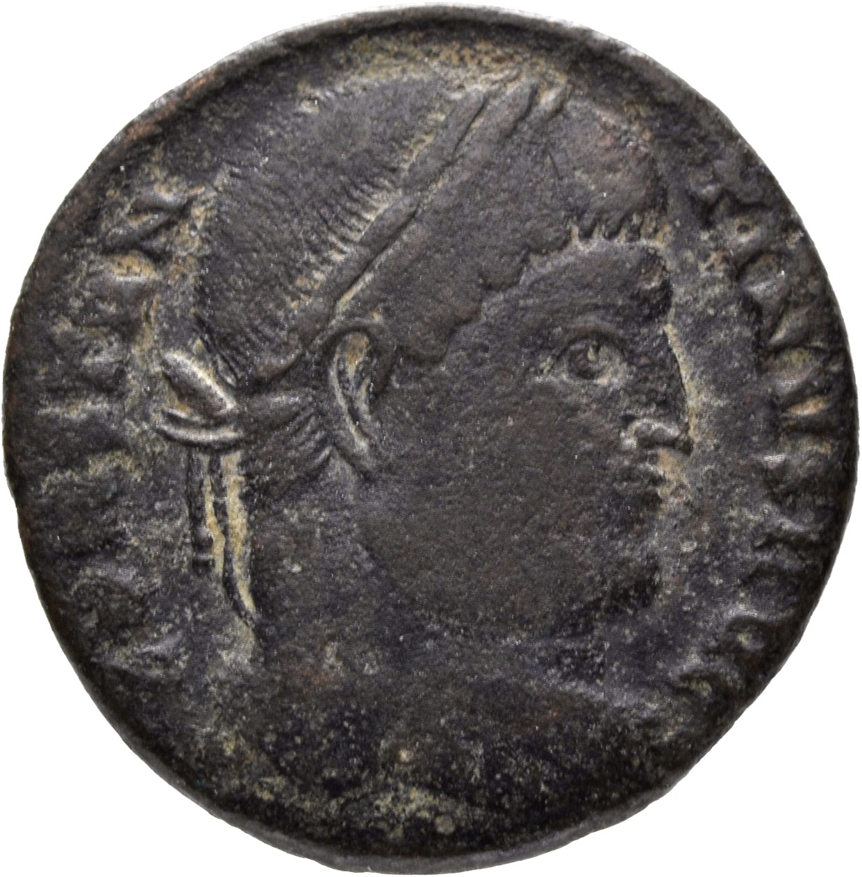 Constantine I obverse — Head of Constantine I, laureate, right