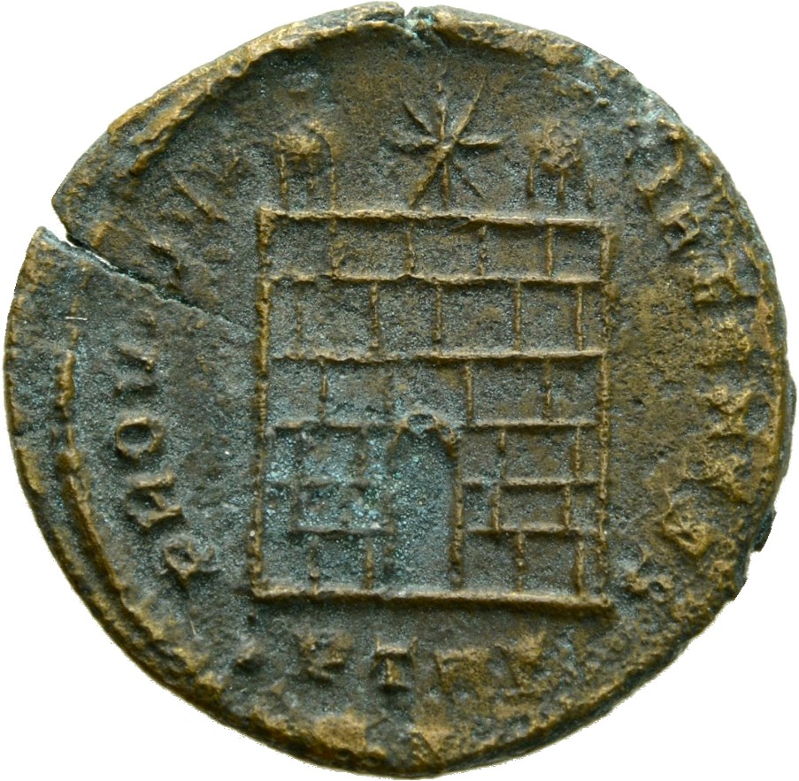 RIC VII Treveri 512 Constantine I reverse, Camp gate with two turrets, without doors; star above