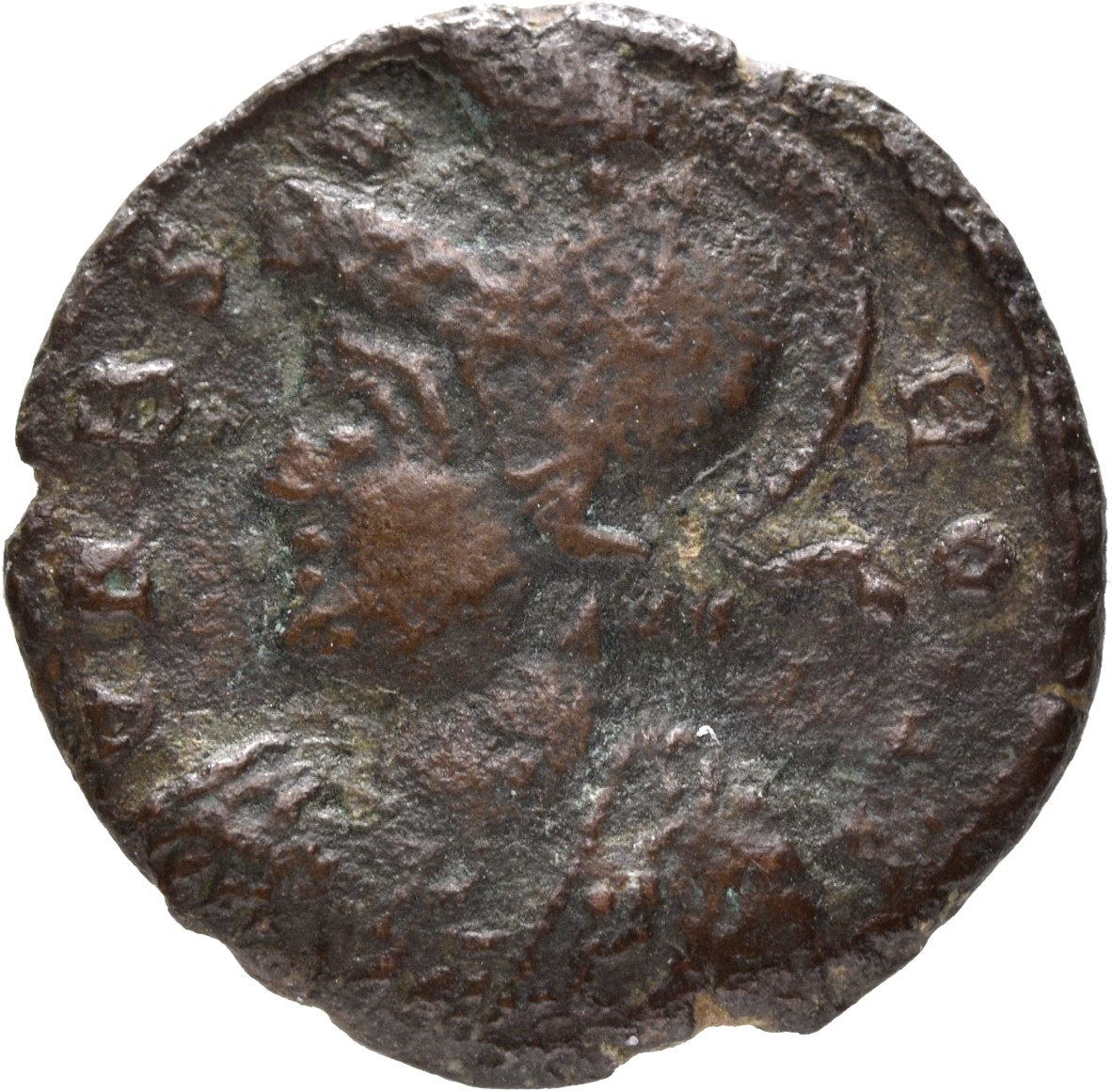 RIC VII Treveri 547 Constantine I obverse, Bust of Roma, helmeted, wearing imperial cloak, left