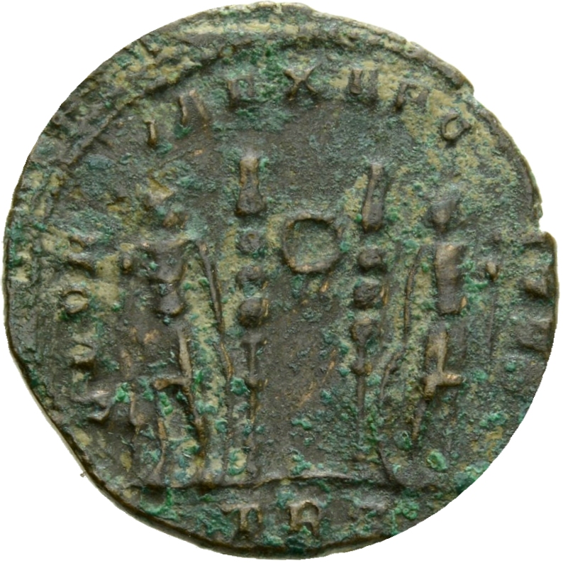 RIC VII Treveri 550 Constantine I reverse, Two soldiers, helmeted, draped, cuirassed, standing facing each other, each hol...