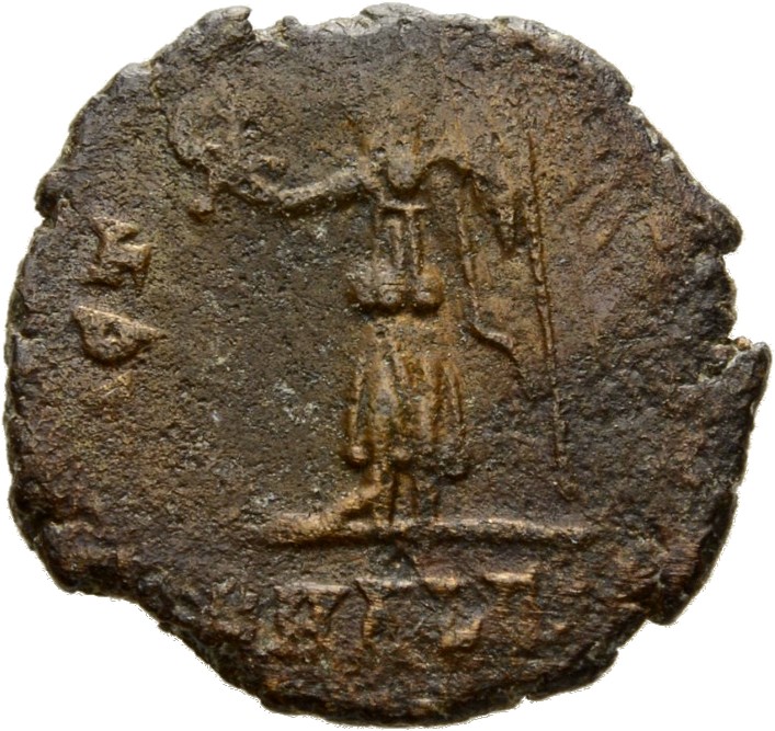 RIC VIII Alexandria 31 Constantius II reverse, Victory, winged, draped, advancing left, holding wreath in right hand and p...