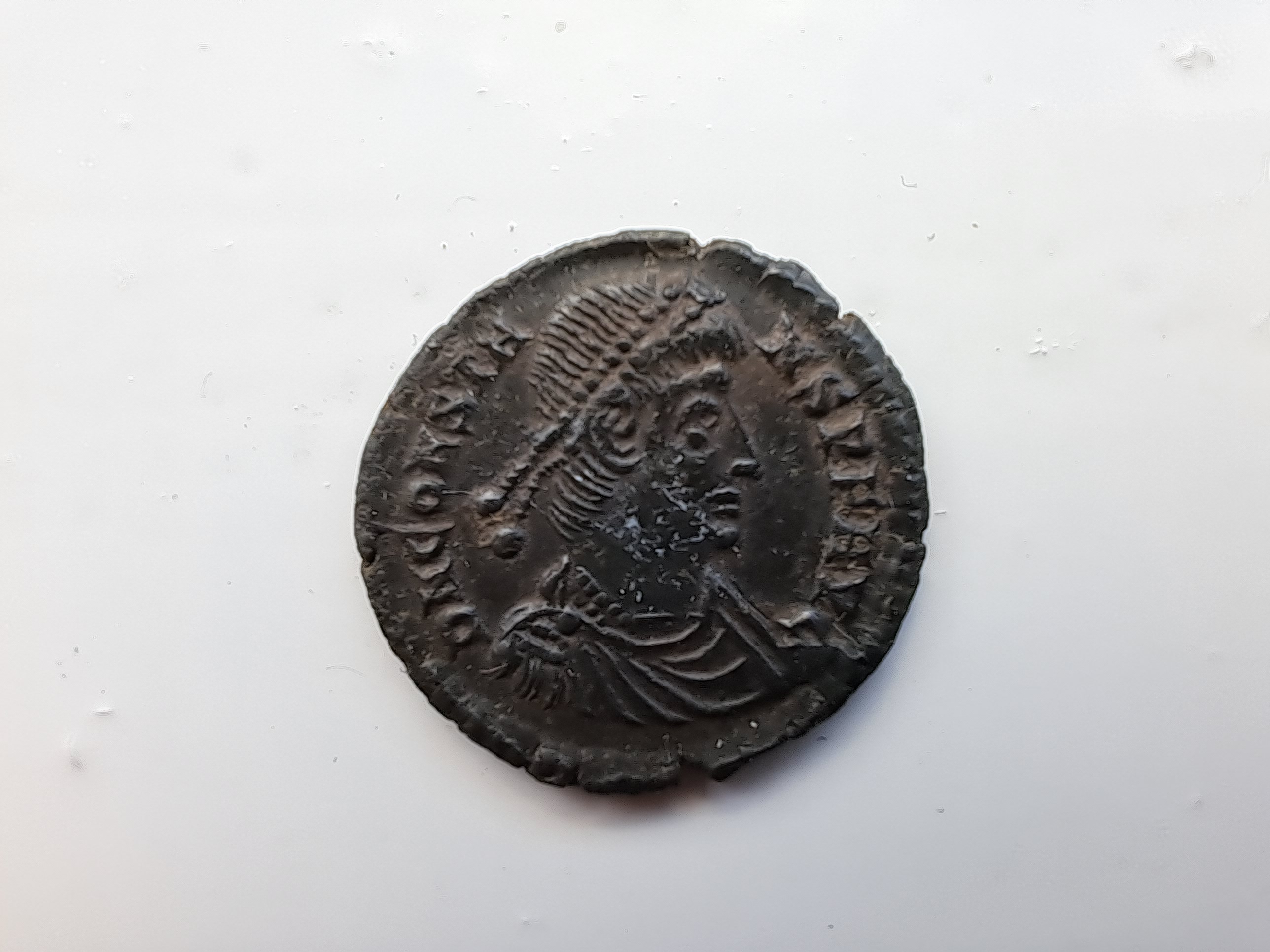 RIC VIII Aquileia 232 Constantius II obverse, Bust of Constantius II, pearl-diademed, draped, cuirassed, right; M behind bust