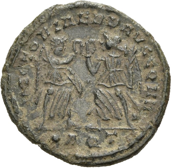 RIC VIII Aquileia 78 Constans reverse, Two Victories, winged, draped, standing facing each other, each holding wreath in r...