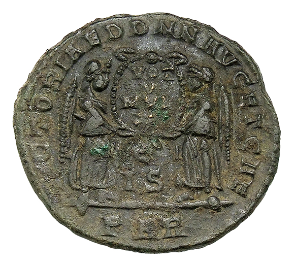 RIC VIII Arelate 179 Magnentius reverse, Two Victories, winged, draped, facing each other, holding between them a wreath i...