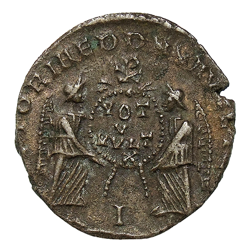 RIC VIII Lugdunum 149 Magnentius reverse, Two Victories, winged, draped, standing facing each other, holding between them ...