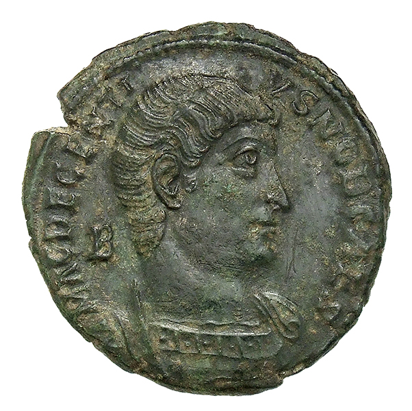 RIC VIII Rome 215 Magnentius obverse, Bust of Decentius, bareheaded, cuirassed, right; B behind bust