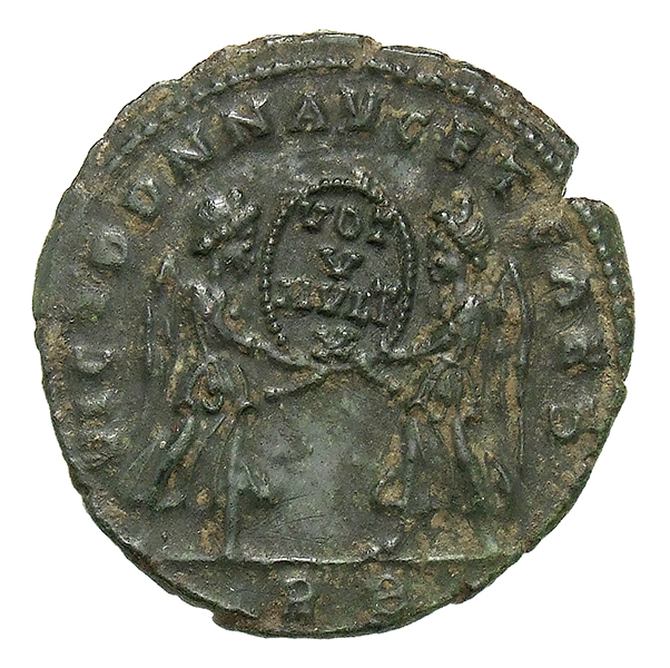 RIC VIII Rome 215 Magnentius reverse, Two Victories, winged, draped, standing facing each other, holding between them wrea...