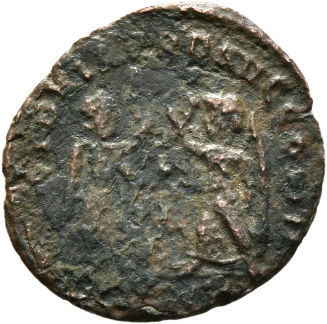 RIC VIII Thessalonica 100 Constantius II reverse, Two Victories, winged, draped, facing each other, each holding wreath in...