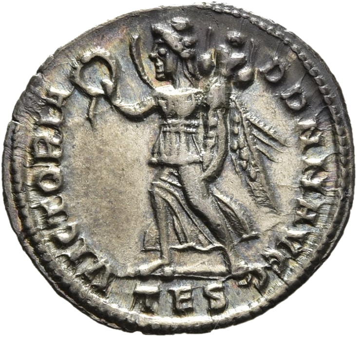 RIC VIII Thessalonica 94 Constantius II reverse, Victory, winged, draped, walking left, holding wreath in right hand and p...