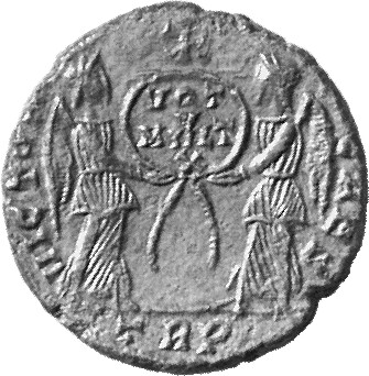 RIC VIII Treveri 316 Magnentius reverse, Two Victories, winged, draped, facing each other, holding between them a wreath i...