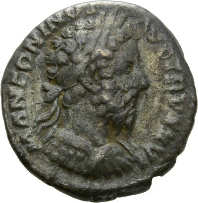 RIC III Marcus Aurelius 260