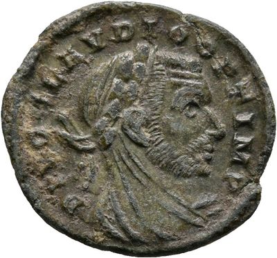 RIC VII Treveri 207